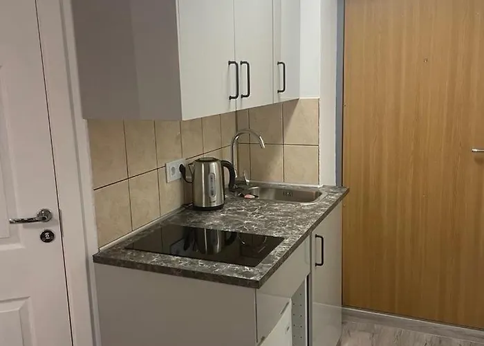 Butas Prie Reabilitacijos Ligonines * بالانغا